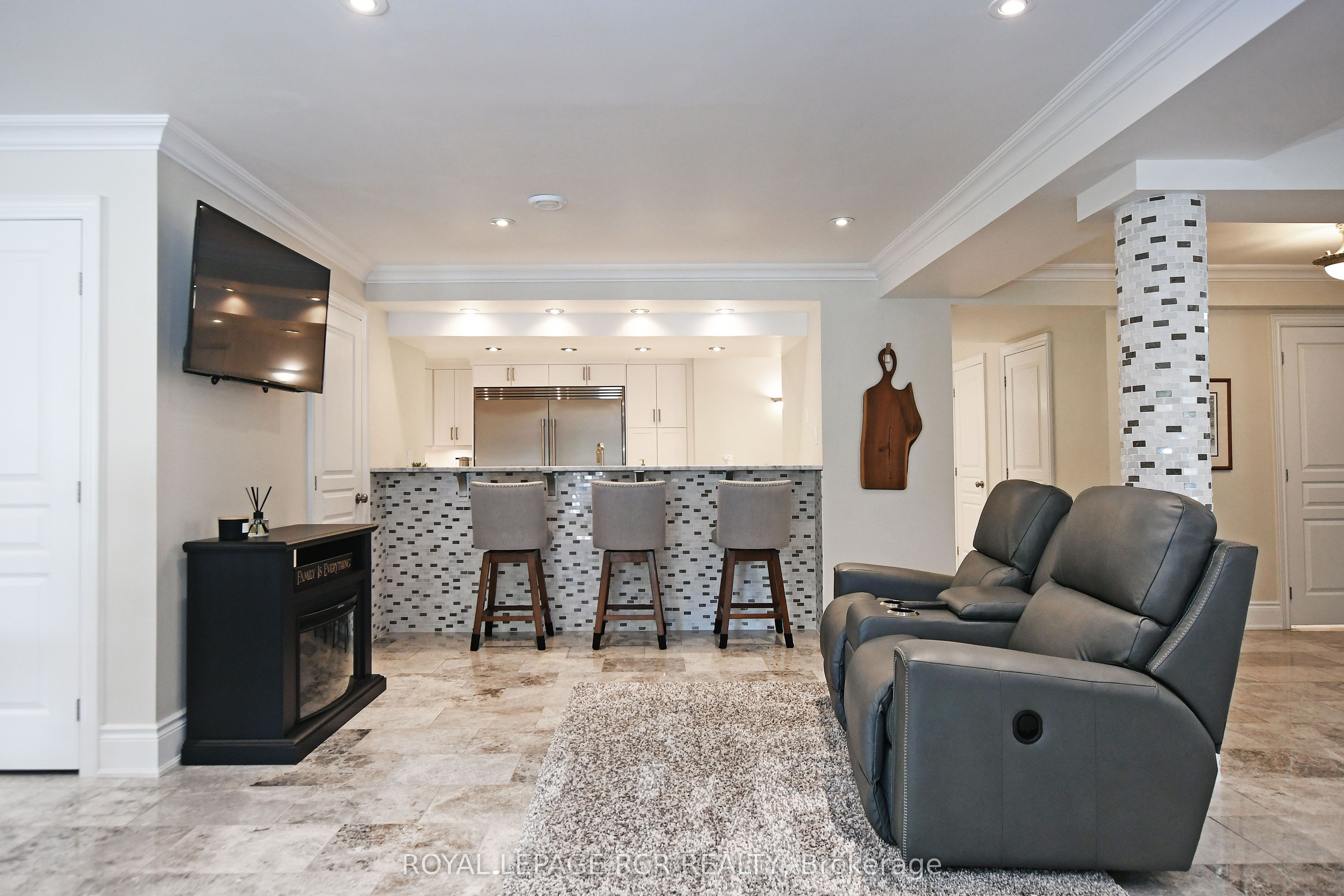 100 Woodland Hills Blvd