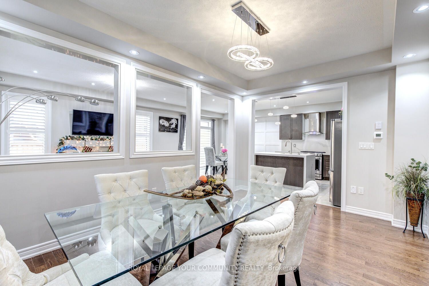 14 Beaconsfield Drive