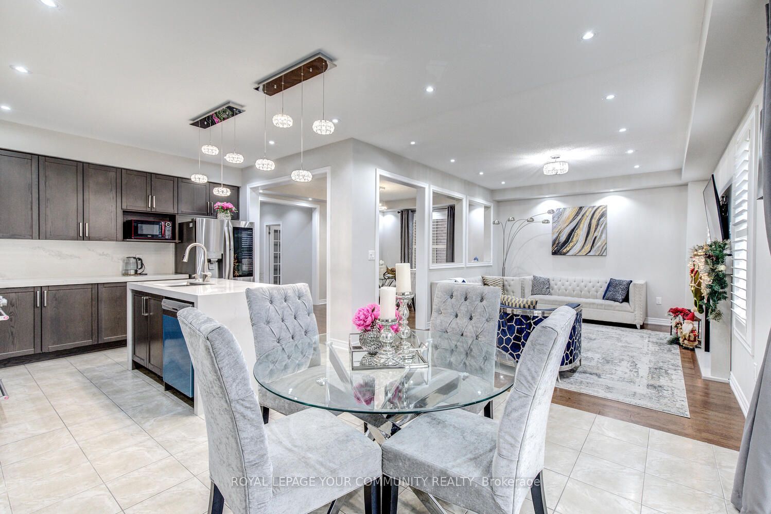 14 Beaconsfield Drive