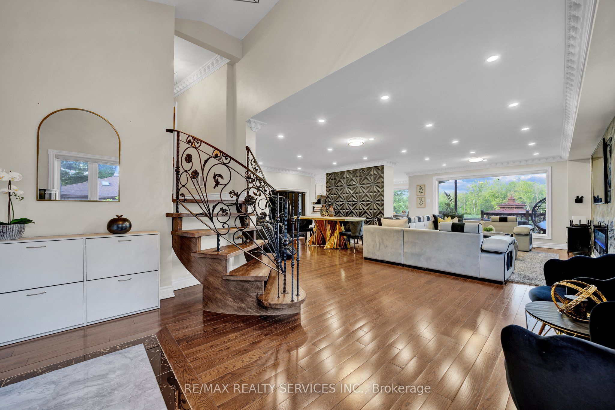 247 Sand Road