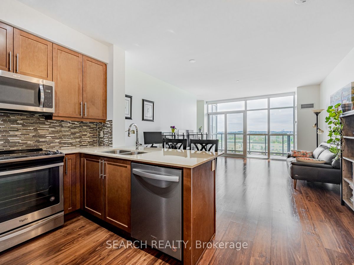 65 Oneida Crescent #1010