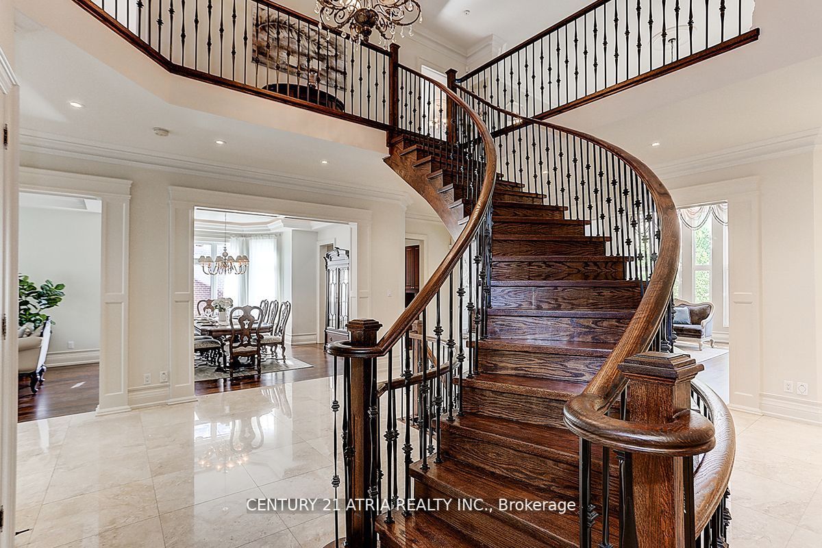 33 Winterport Court