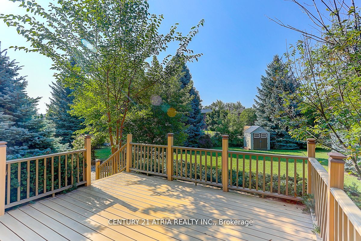 33 Winterport Court