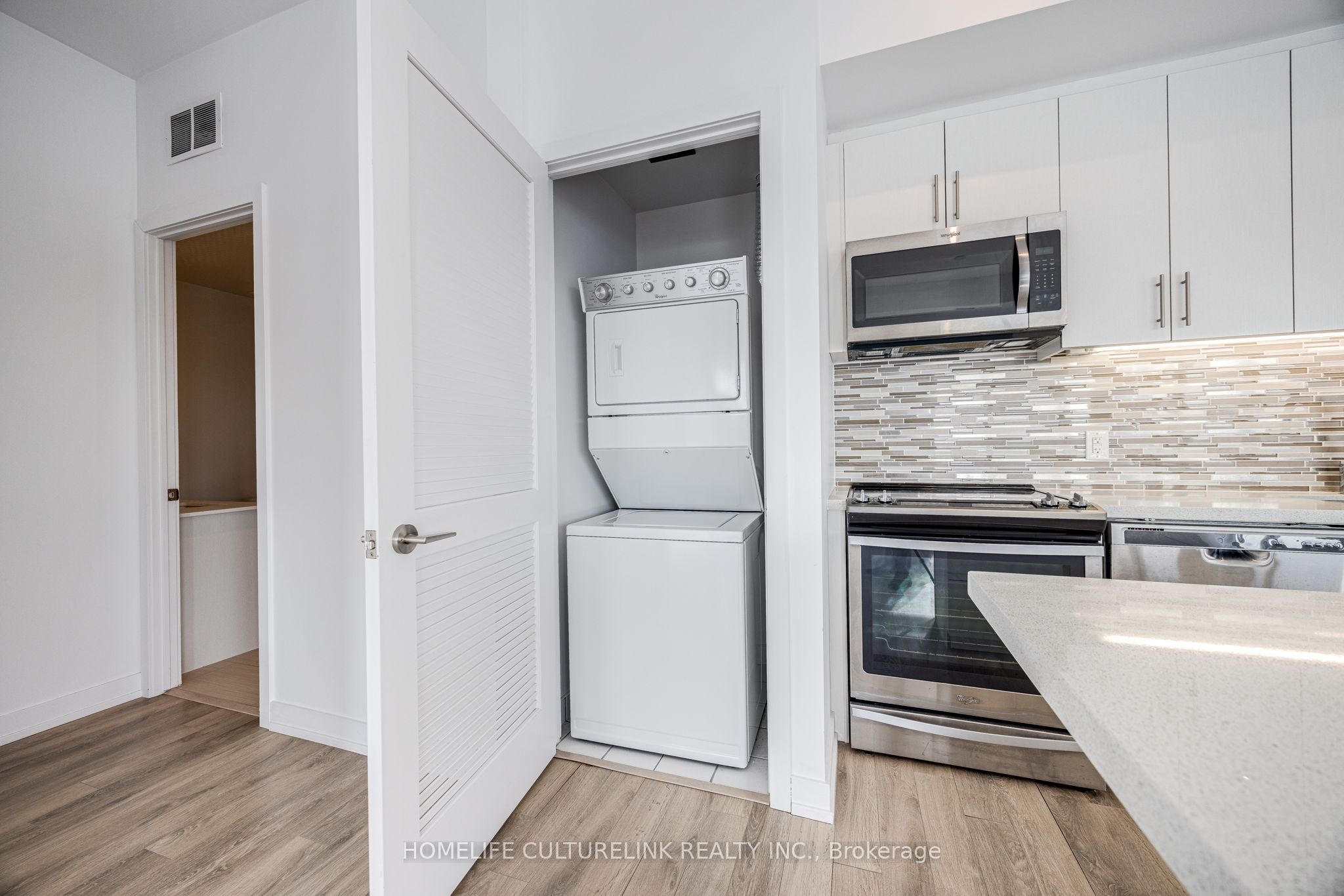 261 Broward Way #37