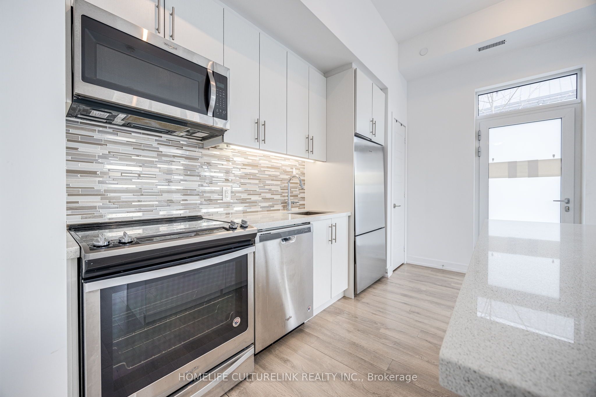 261 Broward Way #37