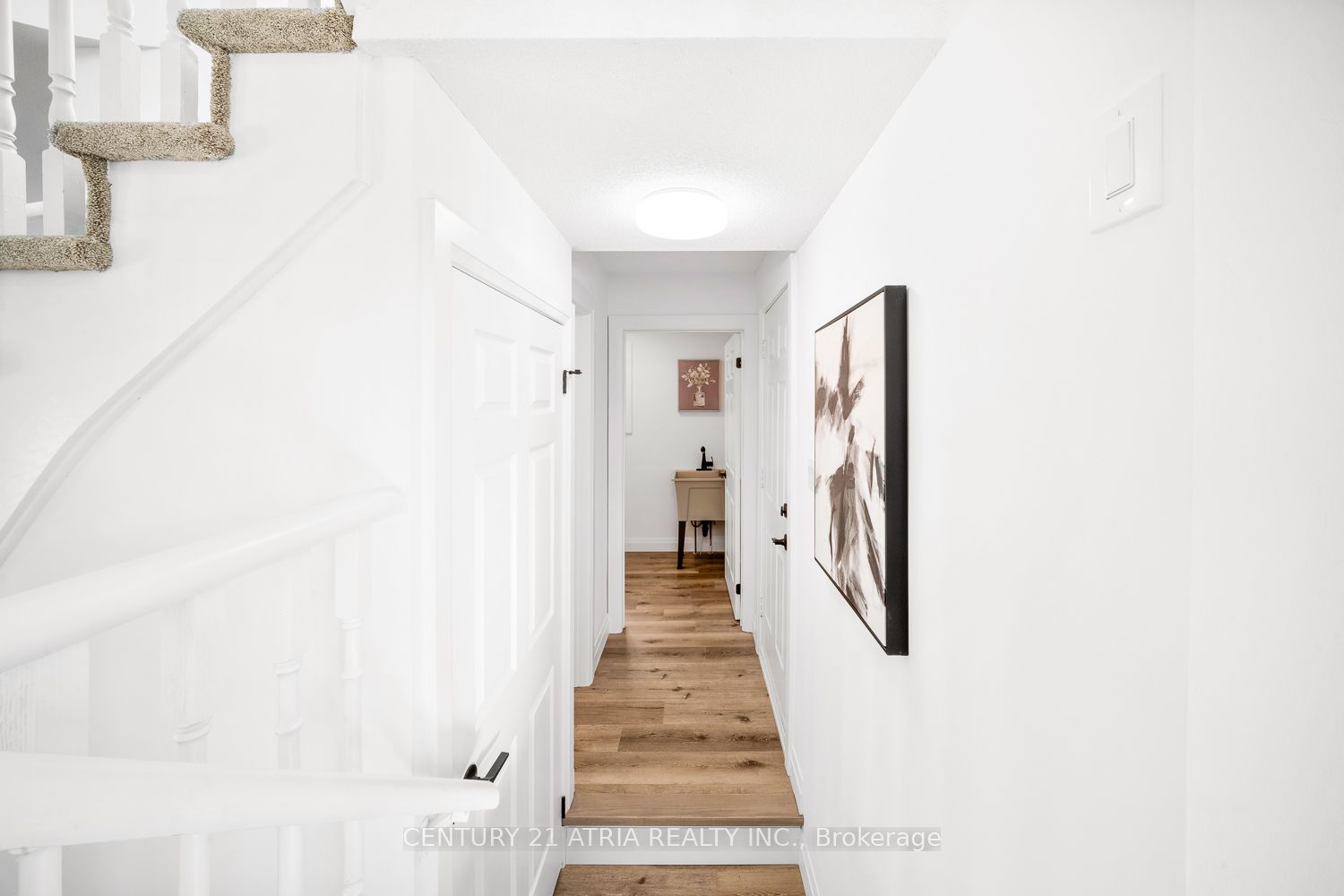 1304 Vincent Crescent