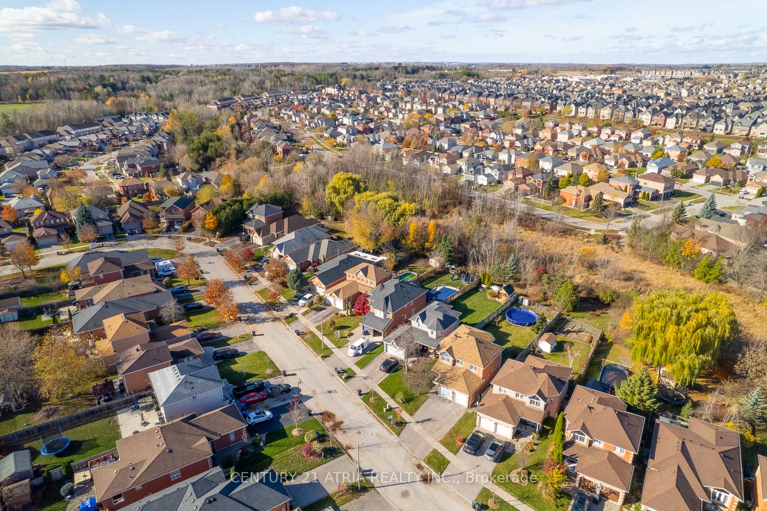 1304 Vincent Crescent