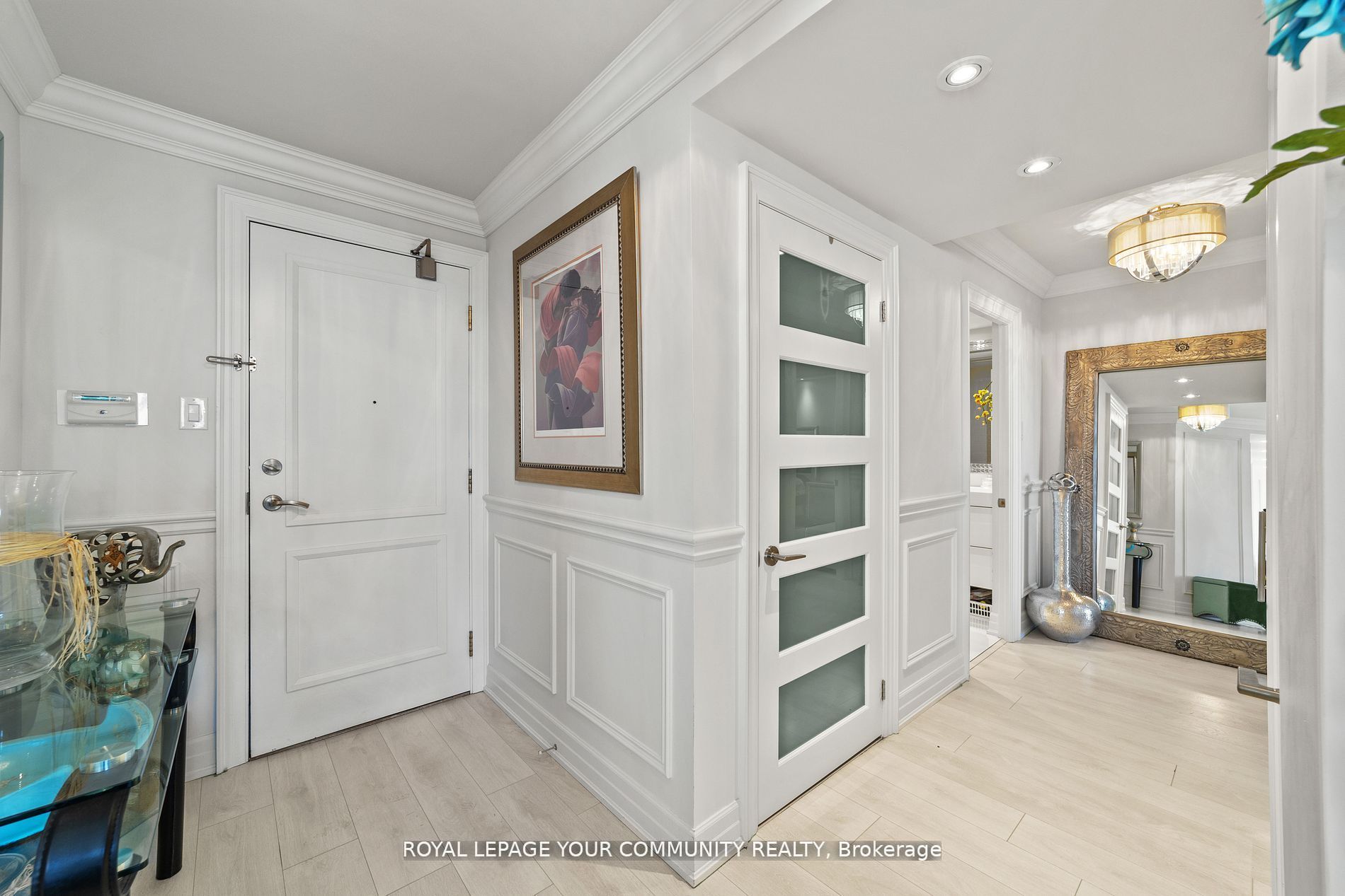 7420 Bathurst Street, #503