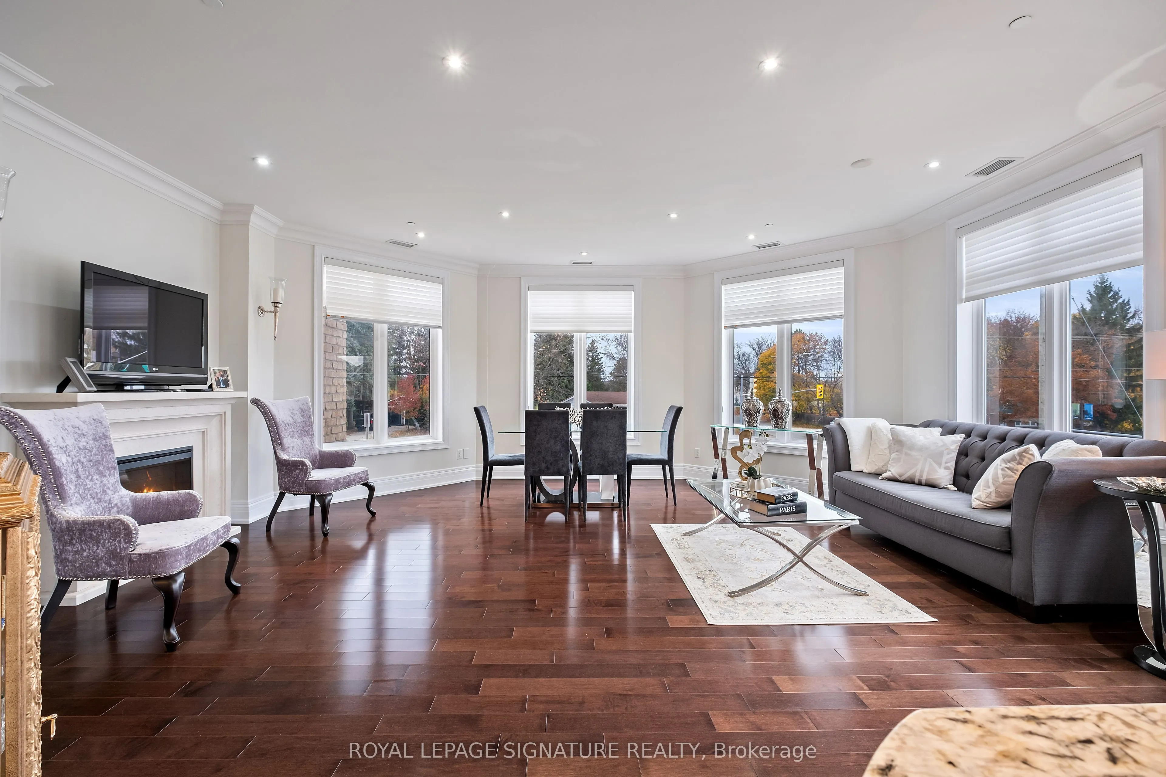80 Burns Boulevard #204