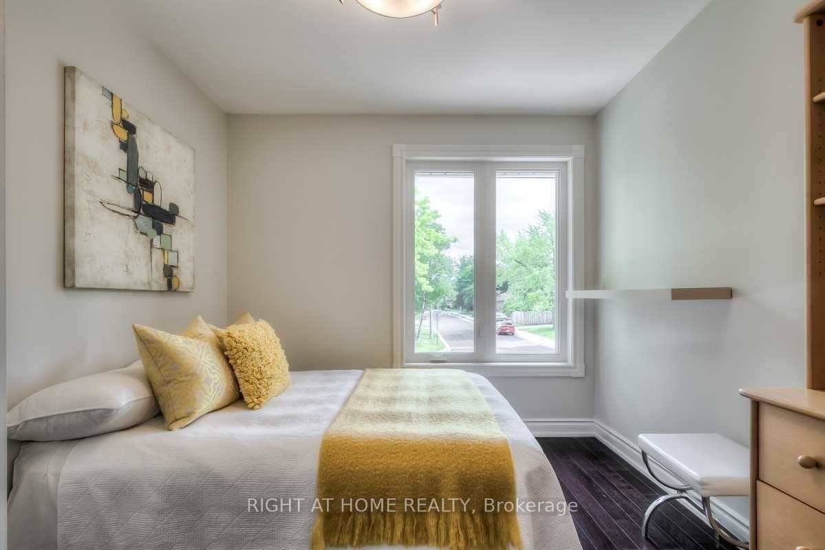 147 Laverock Avenue