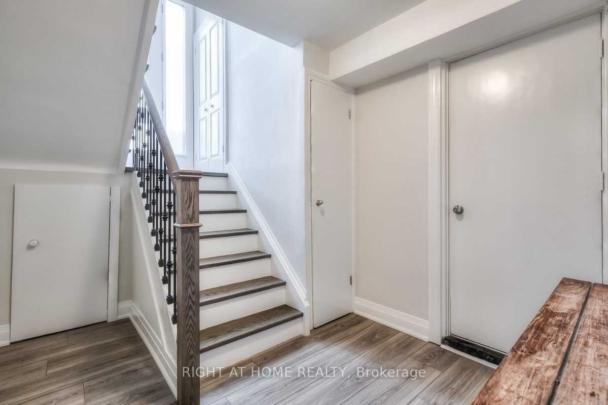 147 Laverock Avenue