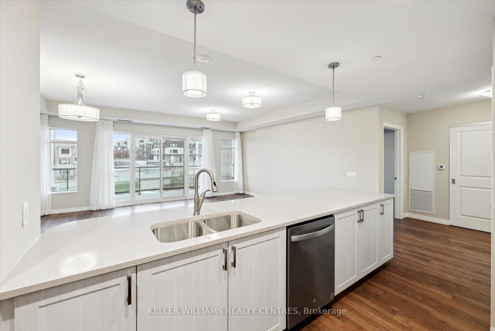 460 William Graham Drive #318