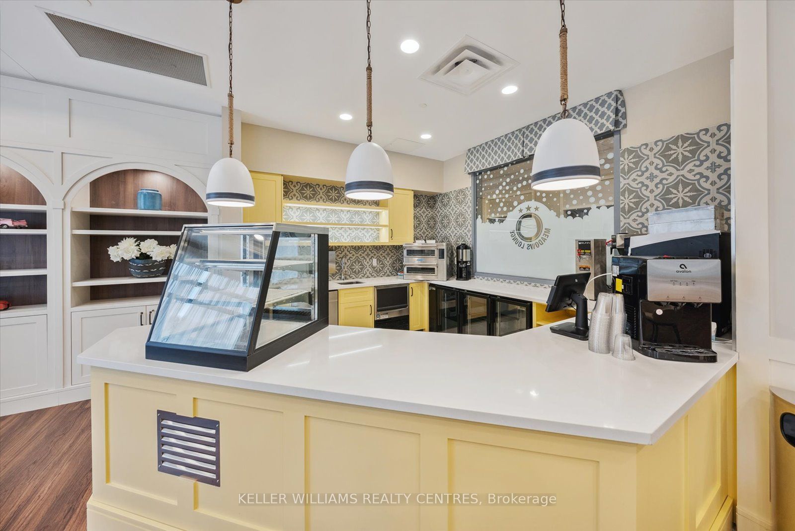 460 William Graham Drive #318