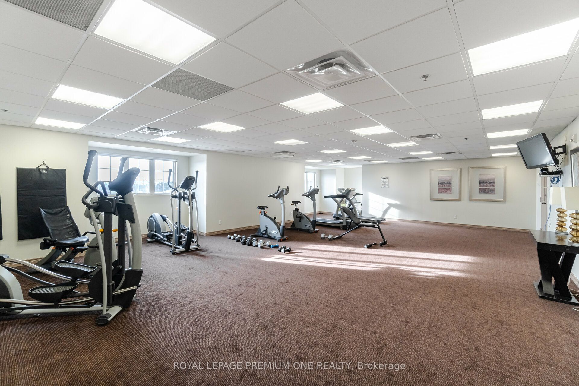 9451 Jane Street, #210