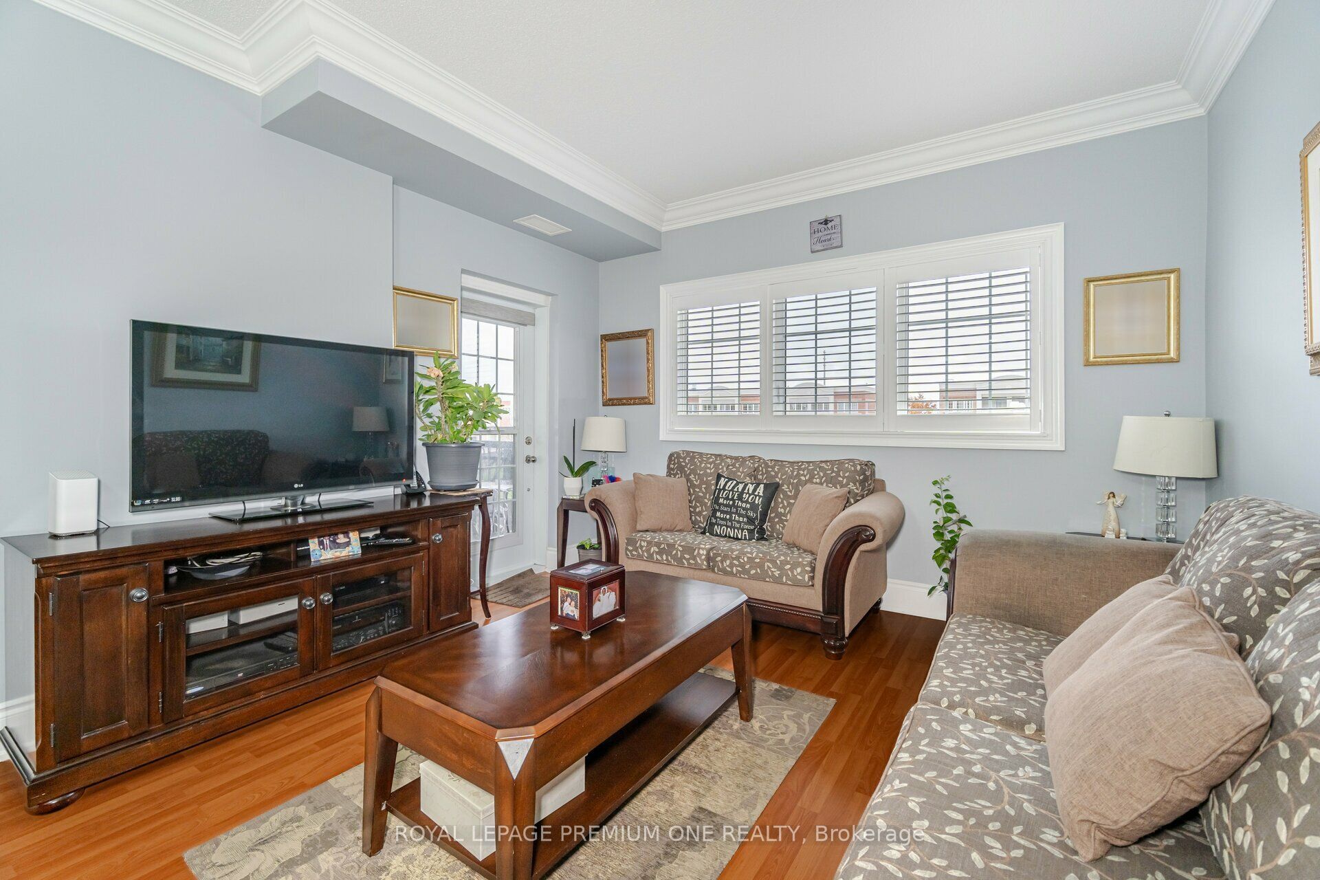 9451 Jane Street, #210