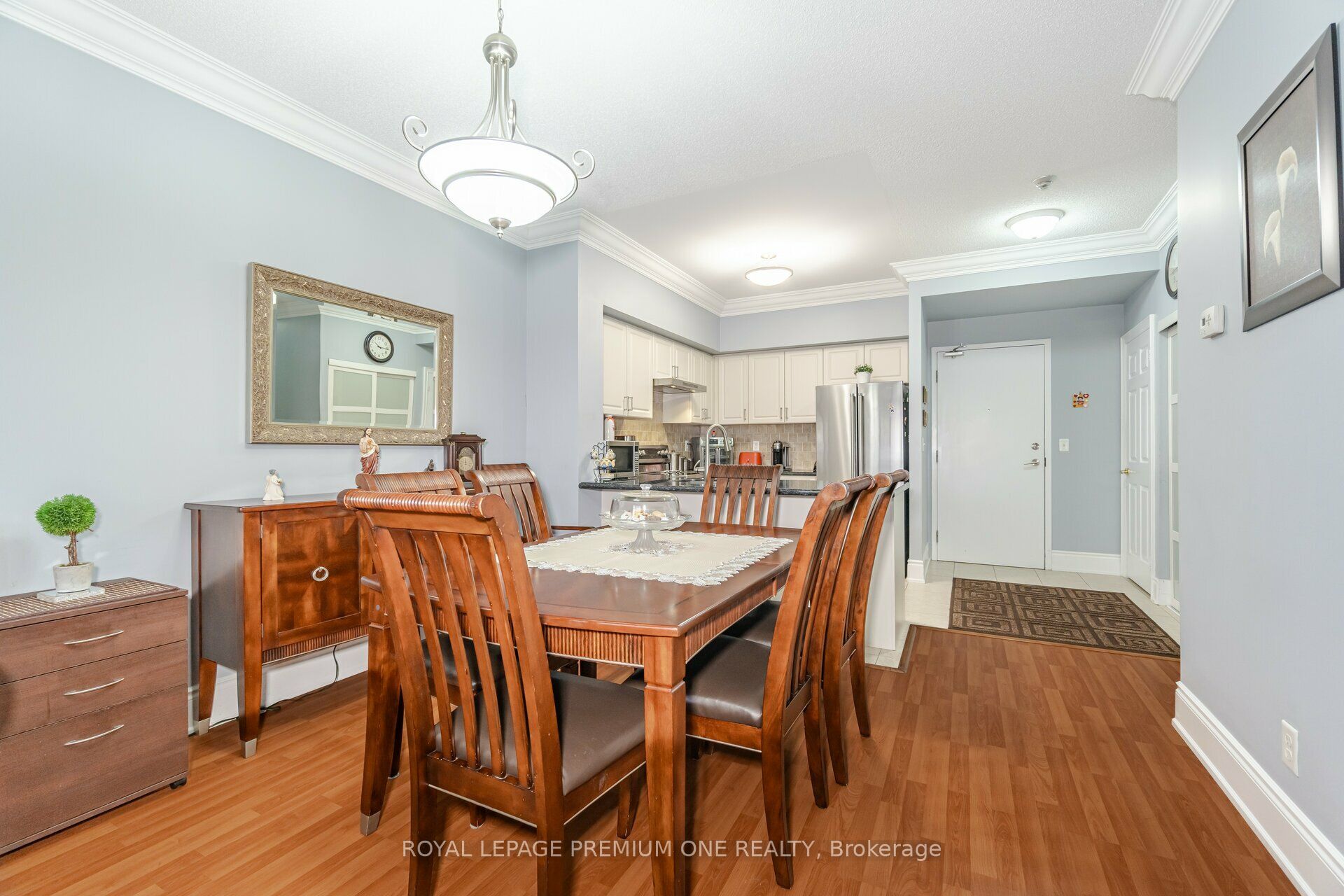 9451 Jane Street, #210