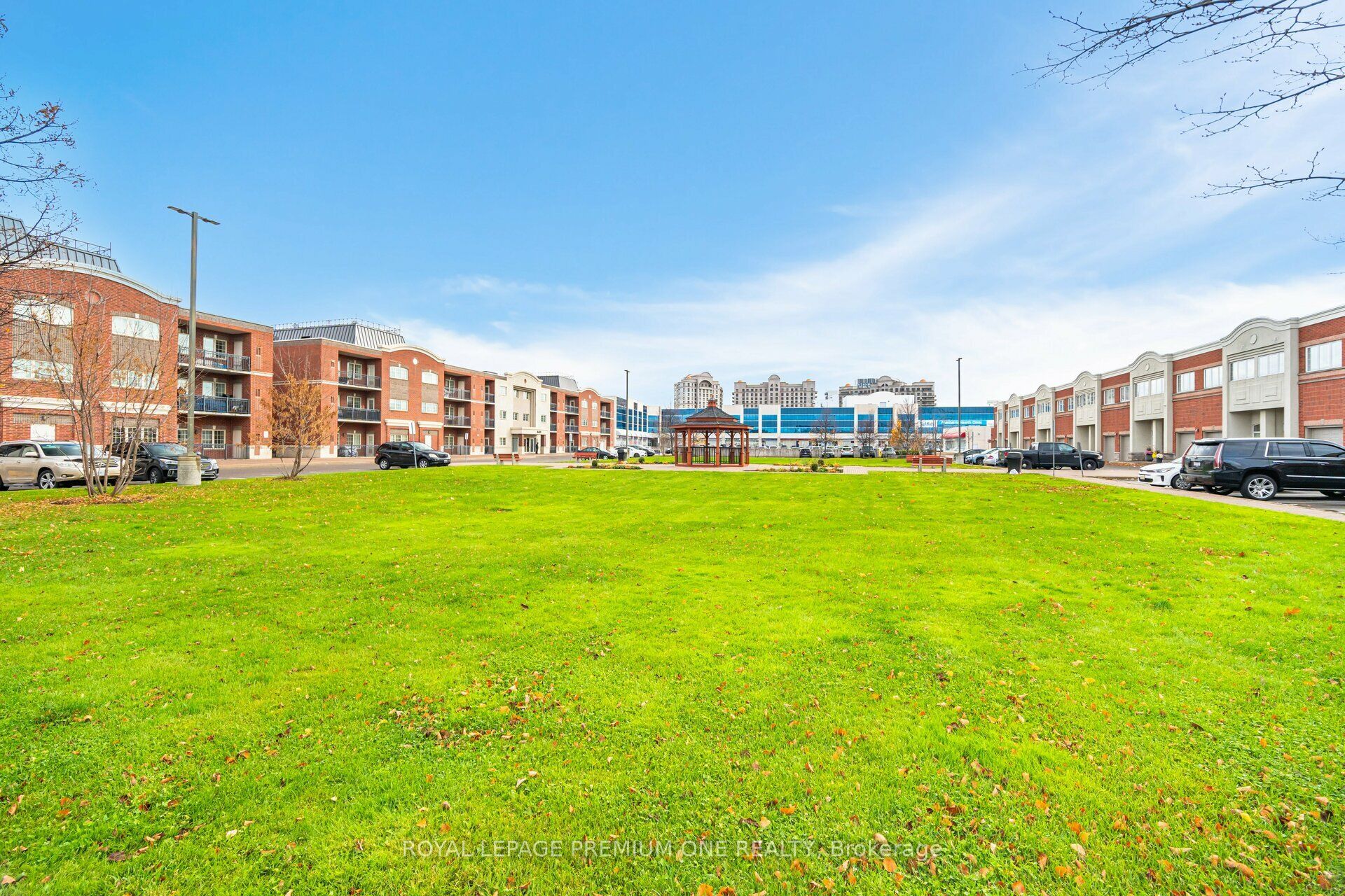 9451 Jane Street, #210