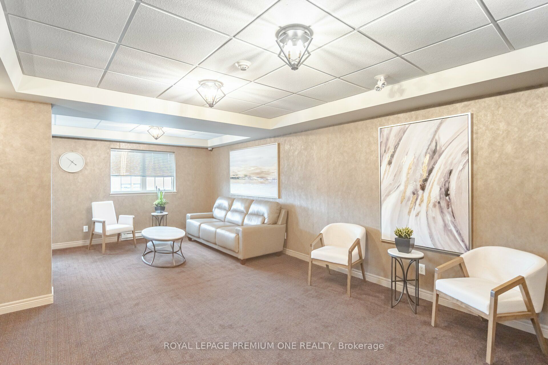 9451 Jane Street, #210