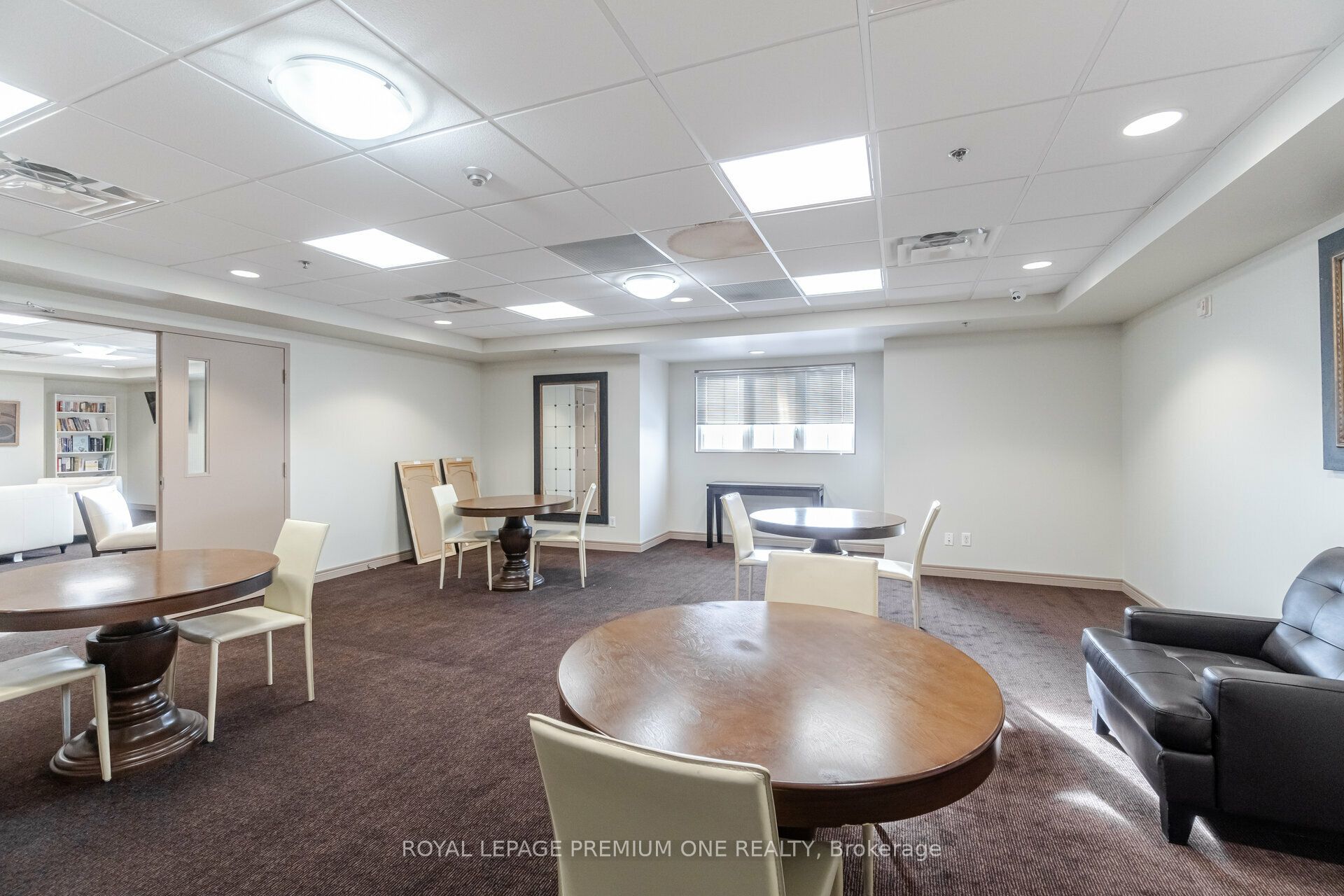 9451 Jane Street, #210