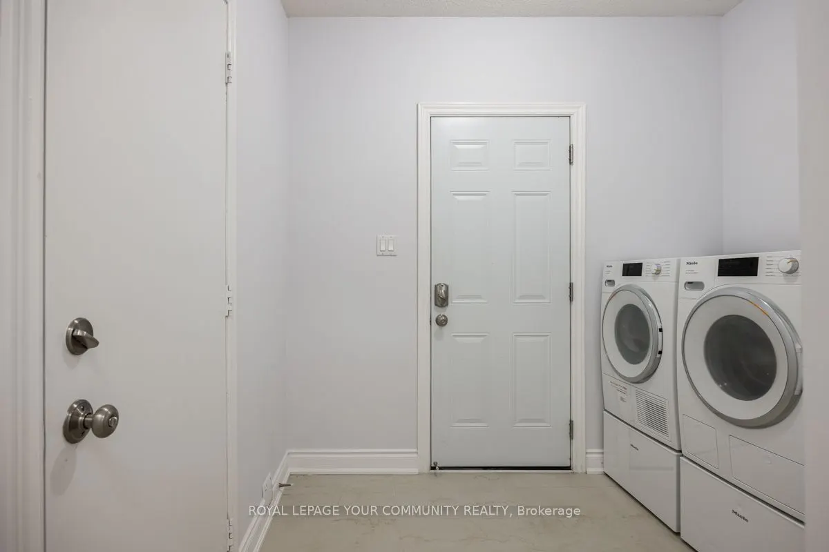 3 Creekview Avenue