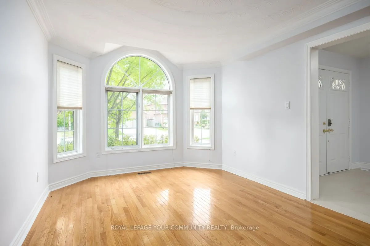 3 Creekview Avenue