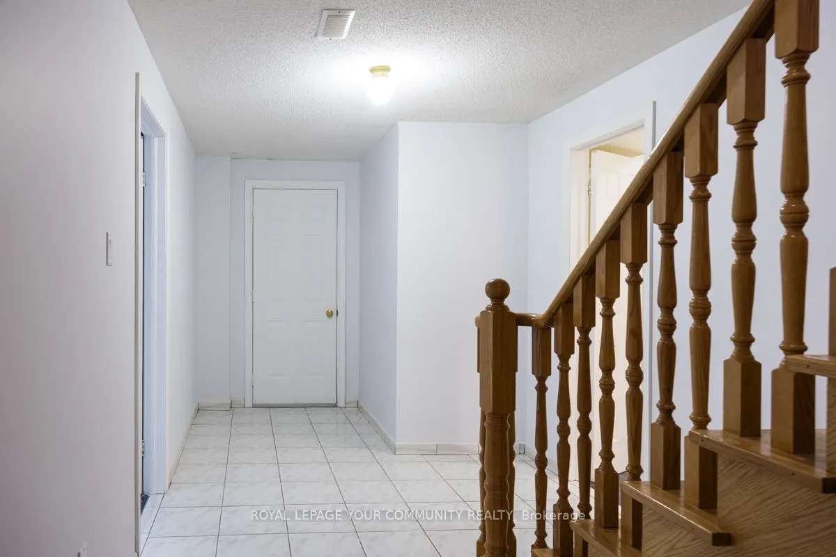 3 Creekview Avenue