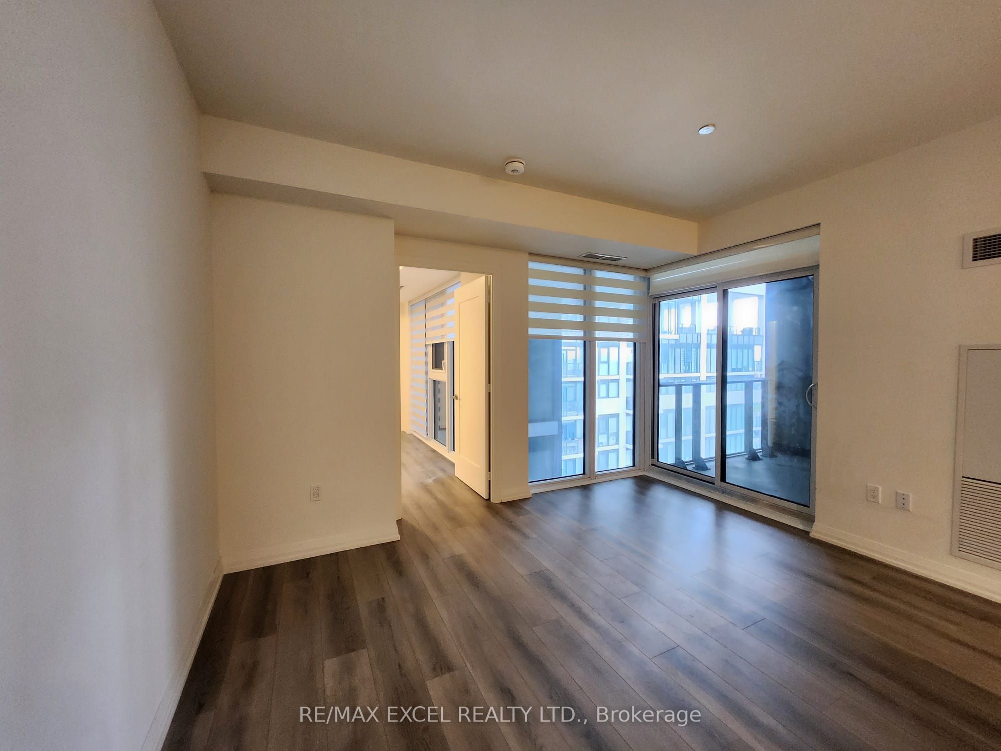 9000 Jane Street, #618