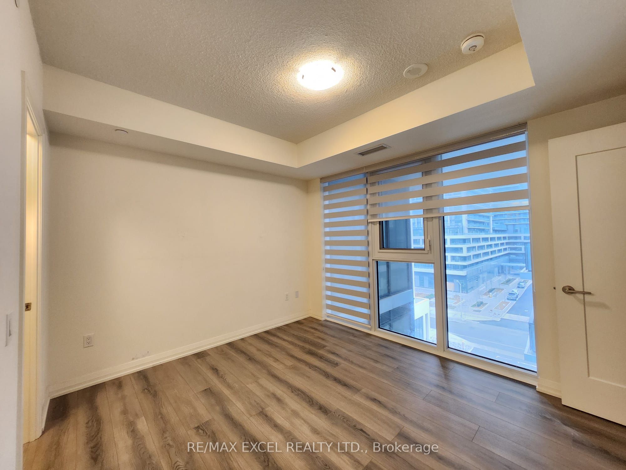 9000 Jane Street, #618