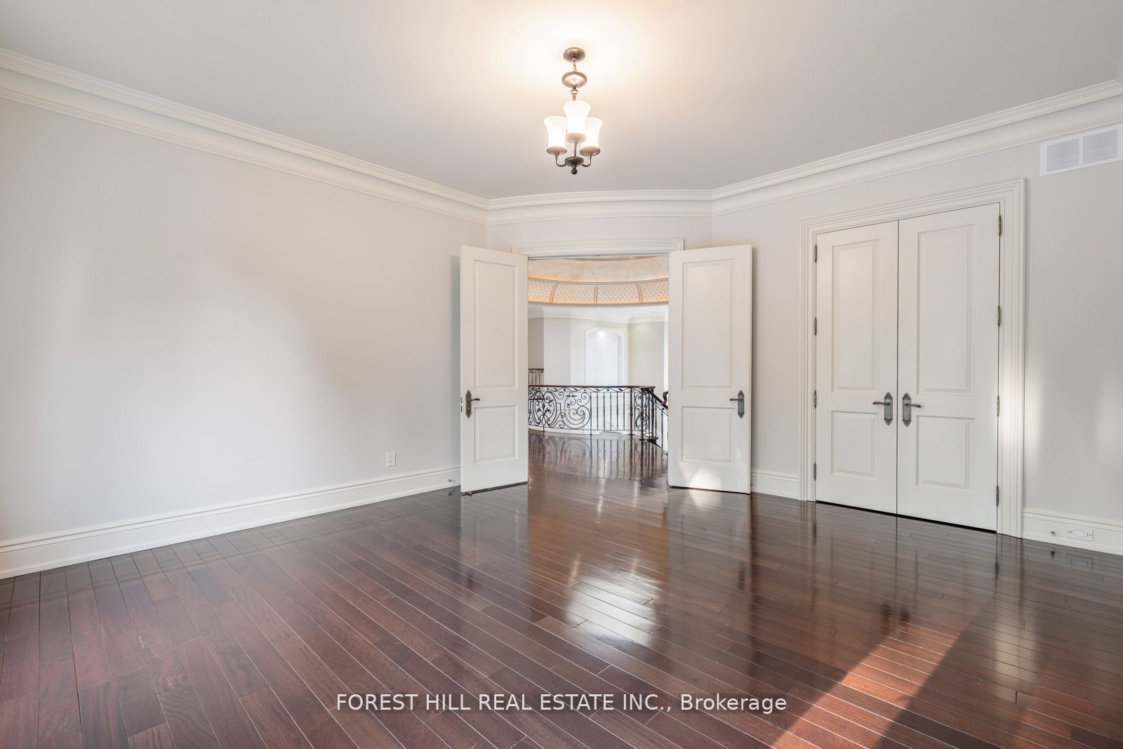 12 Thornbank Road