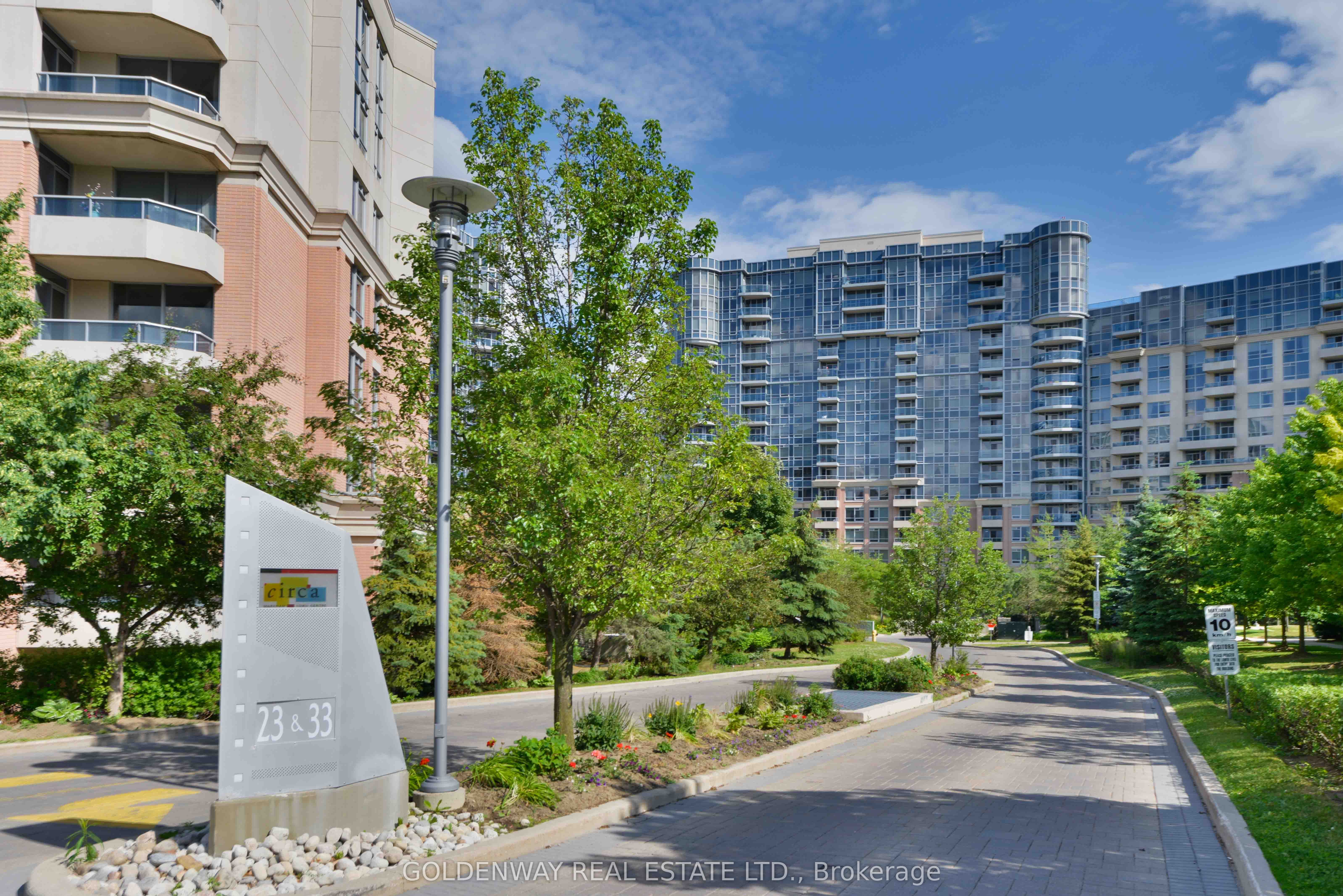 23 Cox Boulevard #572