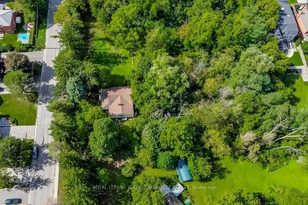 108 Yongehurst Road