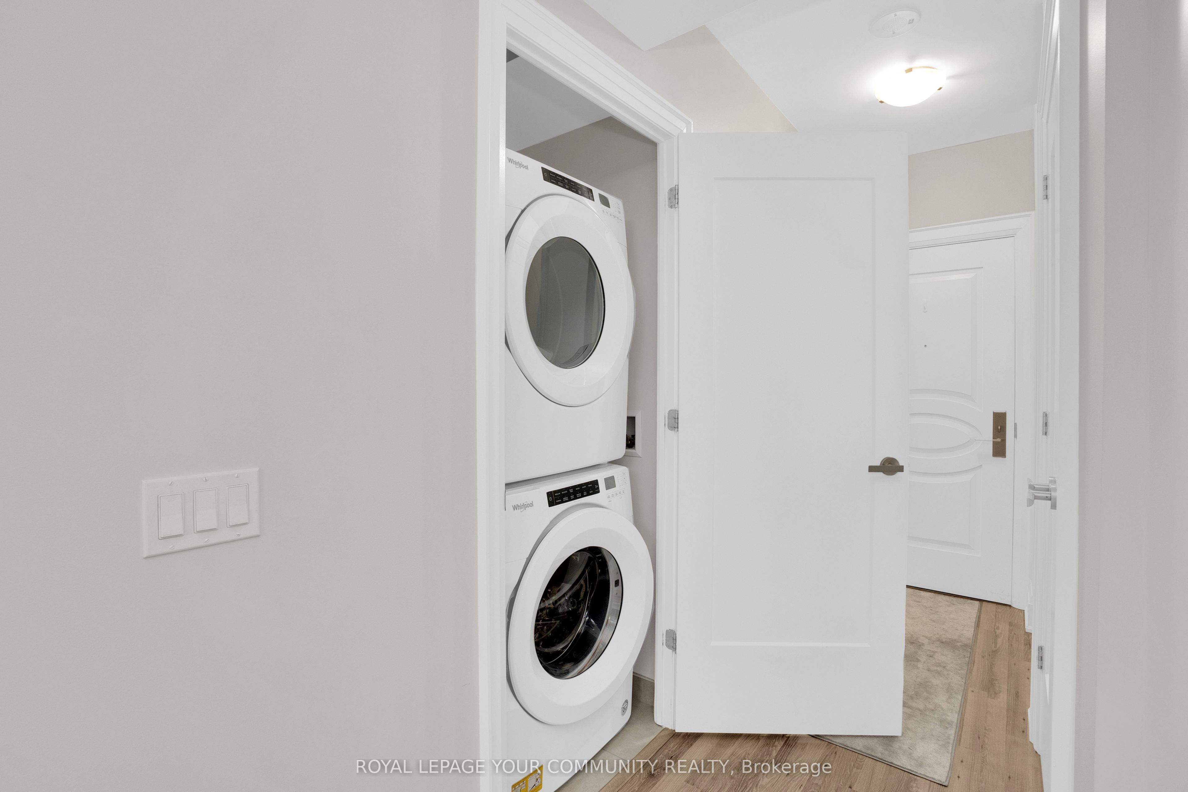 9085 Jane Street #523