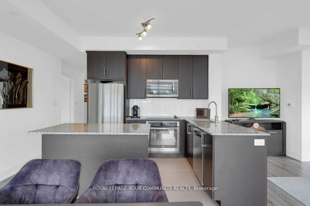 9600 Yonge Street, #711B