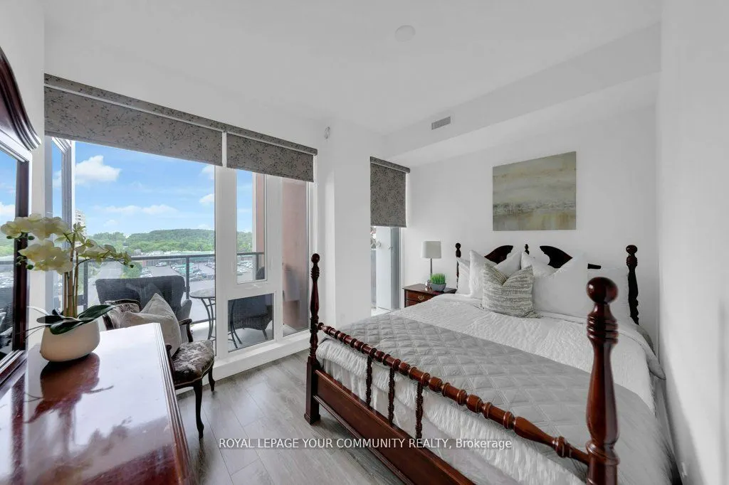 9600 Yonge Street, #711B