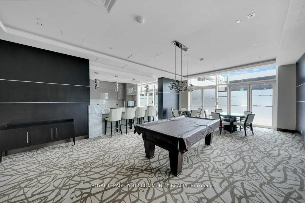 9600 Yonge Street, #711B