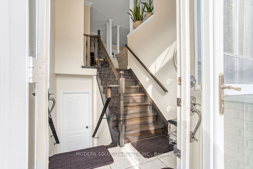 119 Blackthorn Drive
