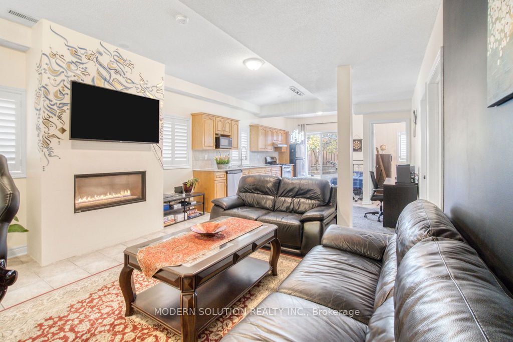 119 Blackthorn Drive