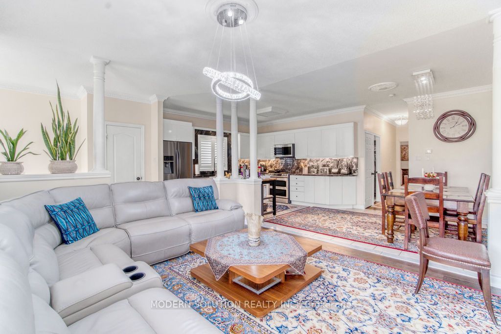 119 Blackthorn Drive