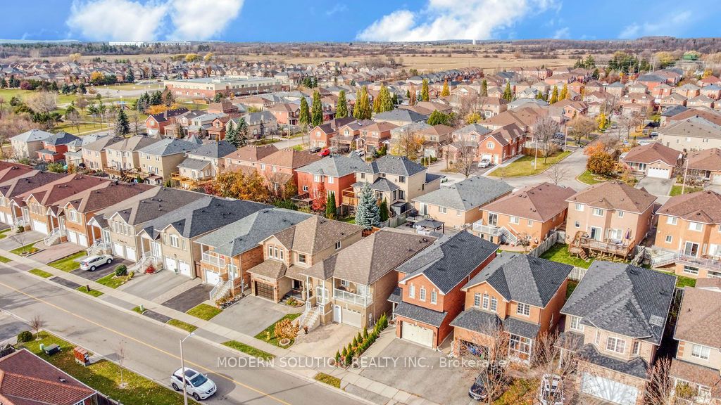 119 Blackthorn Drive