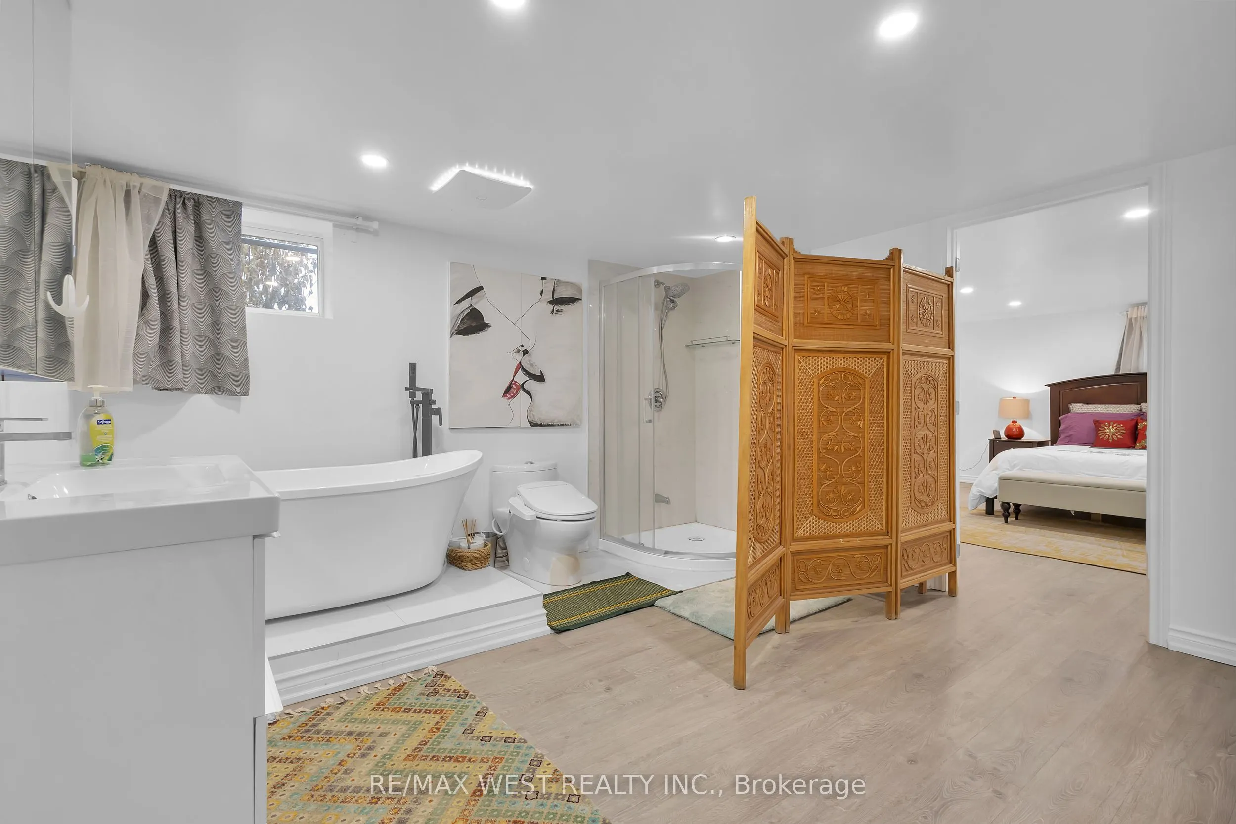 2821 Mt Albert Road
