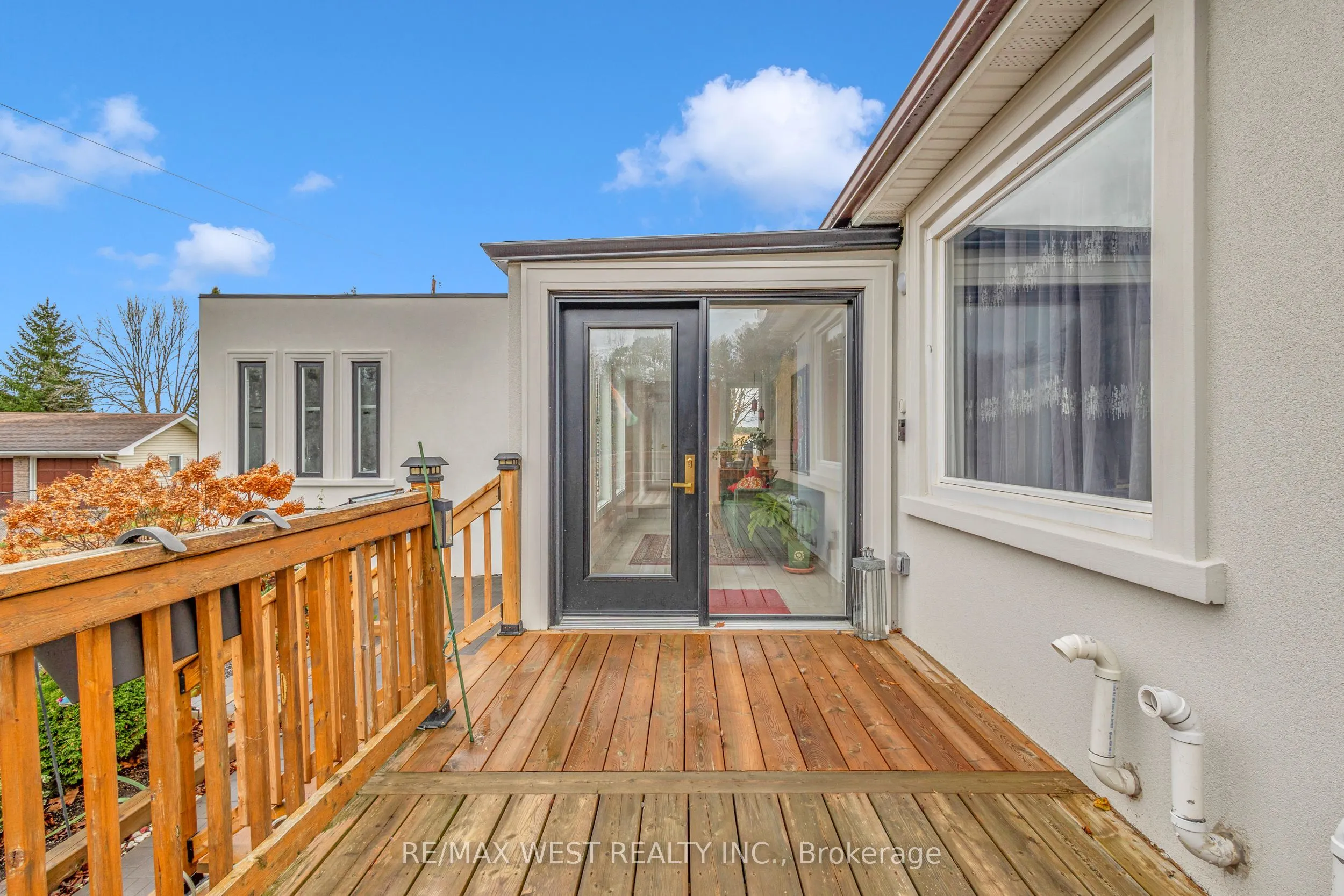 2821 Mt Albert Road