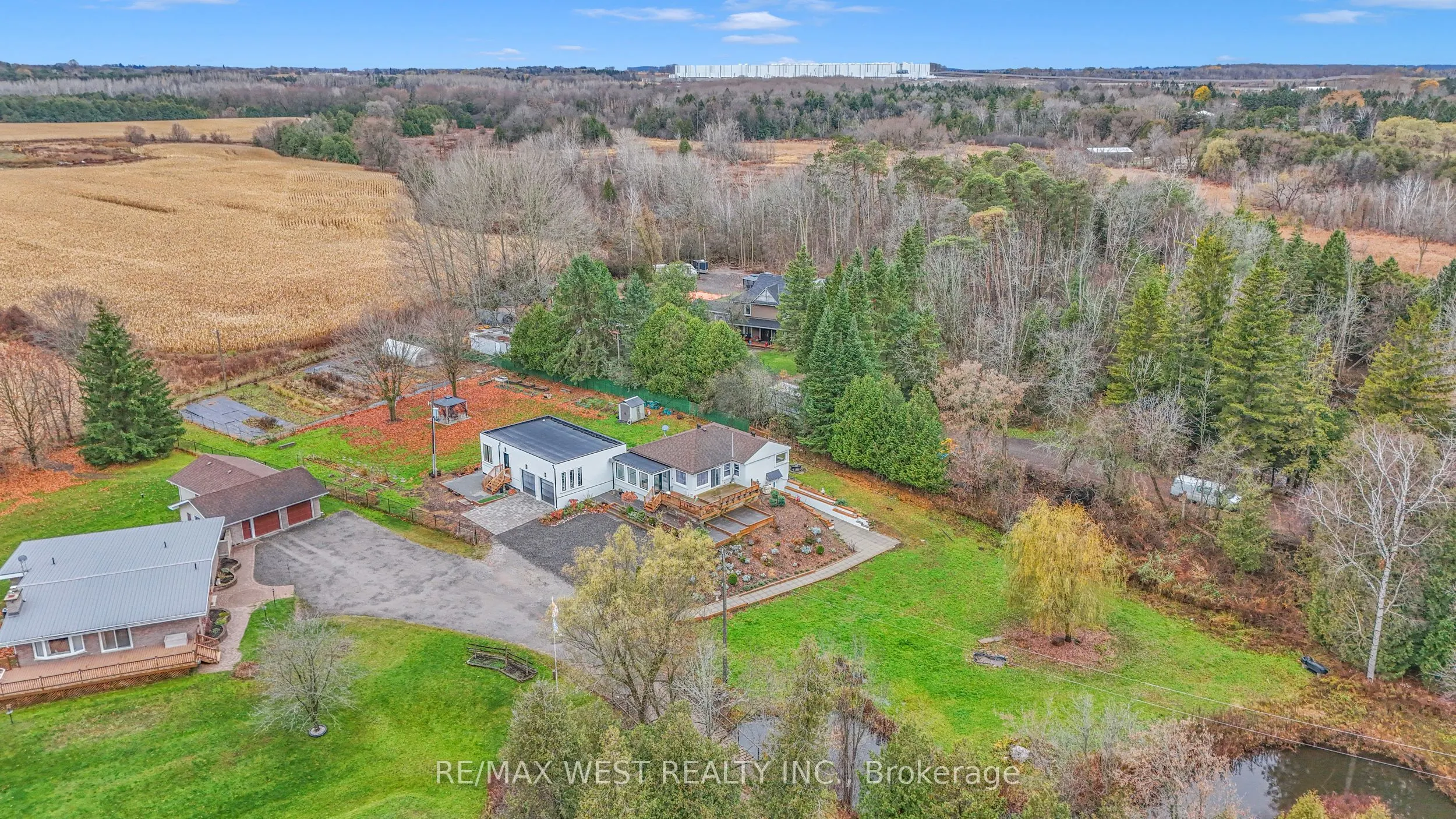 2821 Mt Albert Road