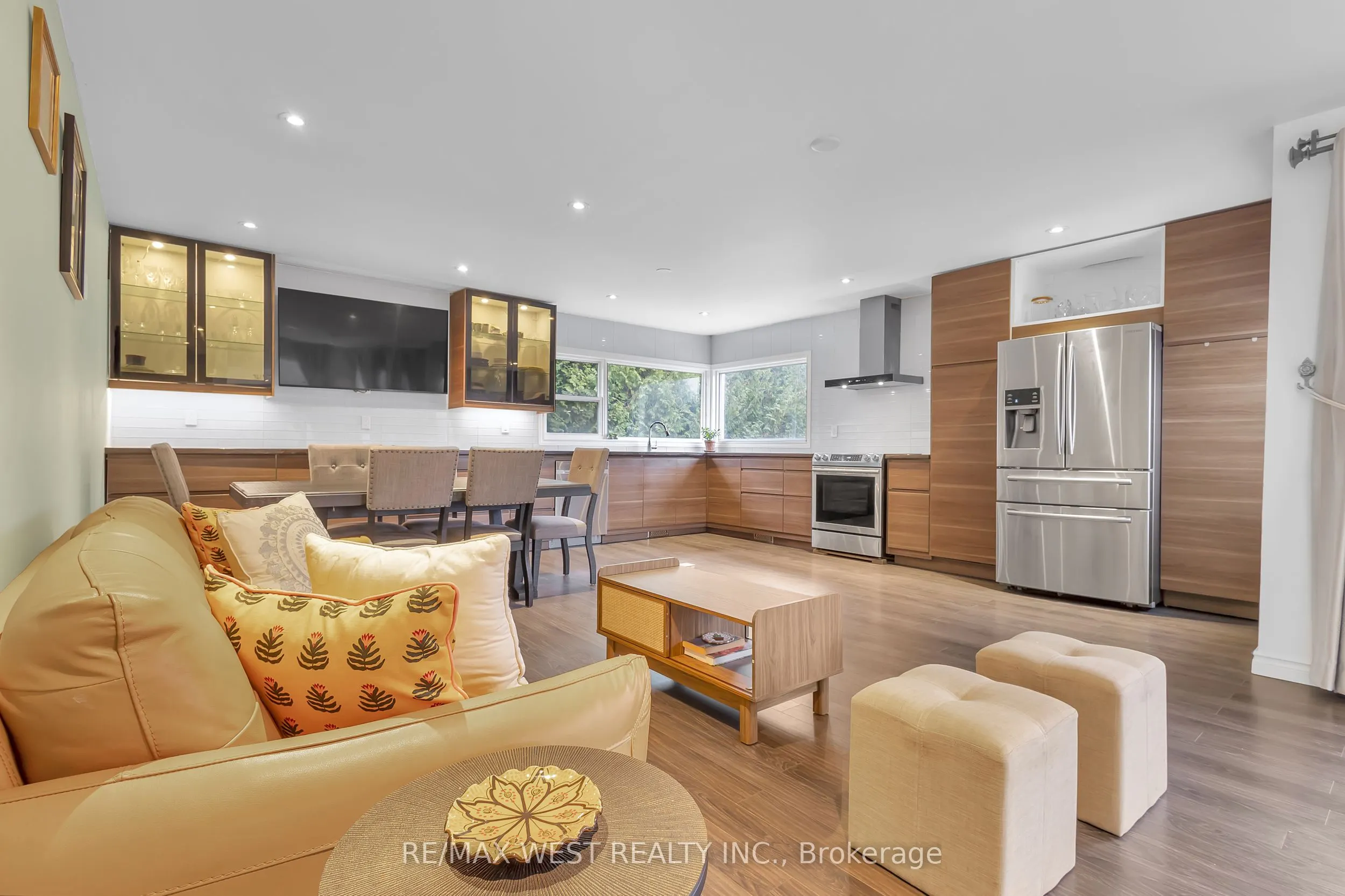 2821 Mt Albert Road