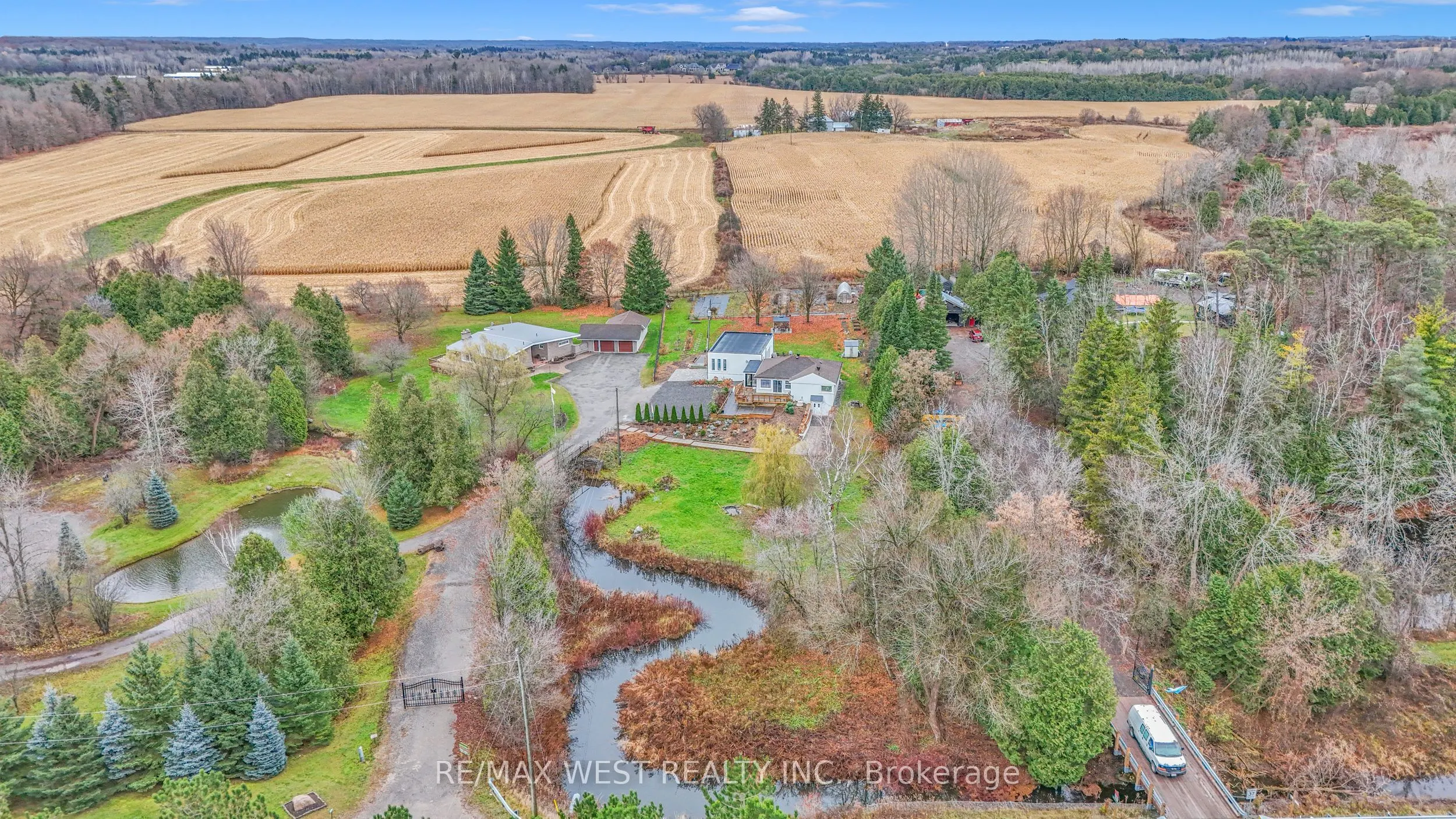 2821 Mt Albert Road
