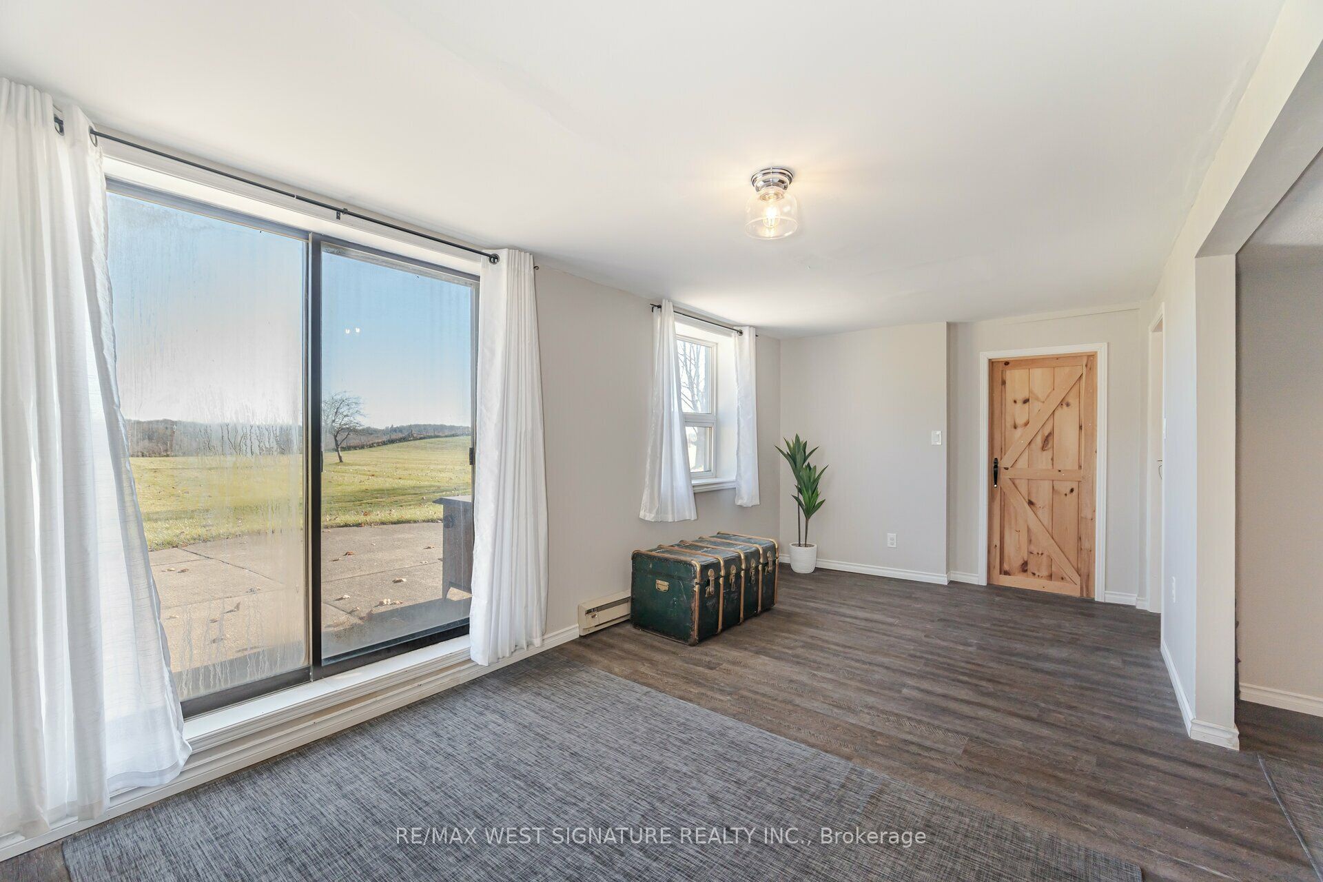 13485 8th concession Road