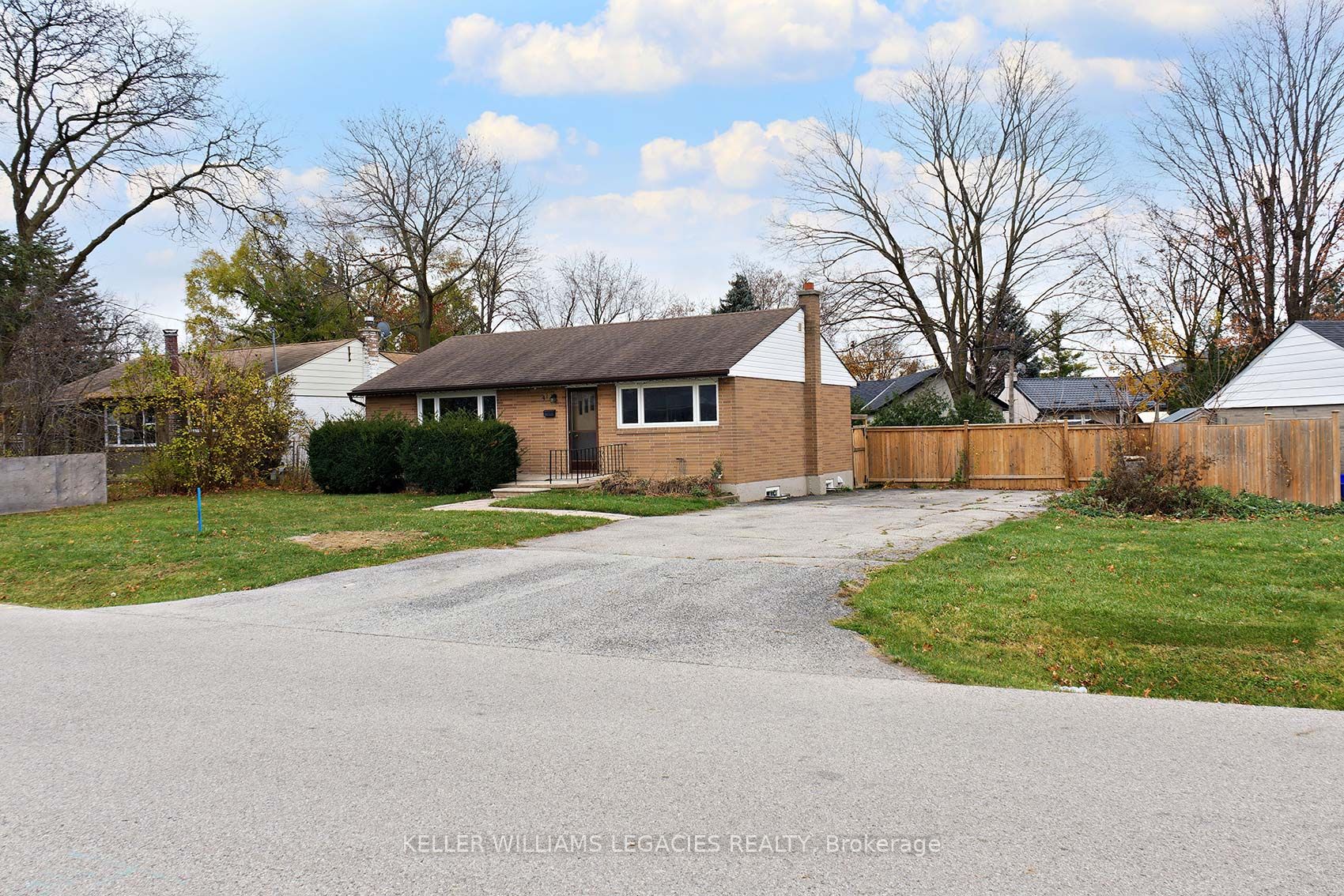 41-B Hurricane Avenue