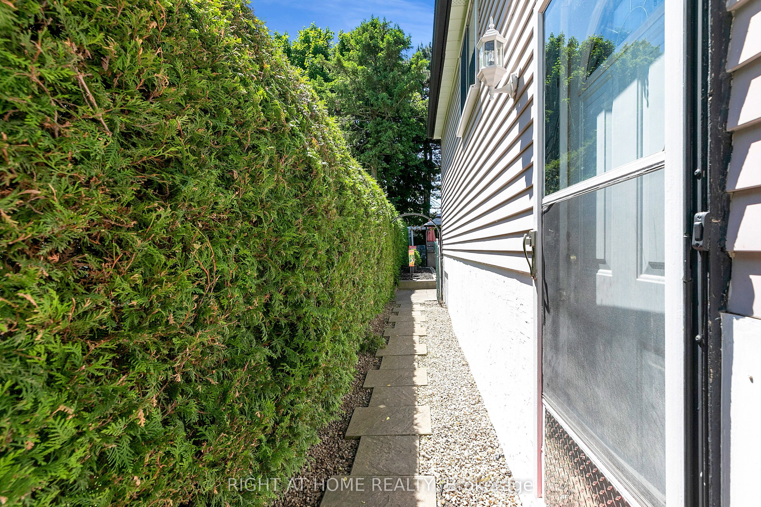 168 Springhead Gardens