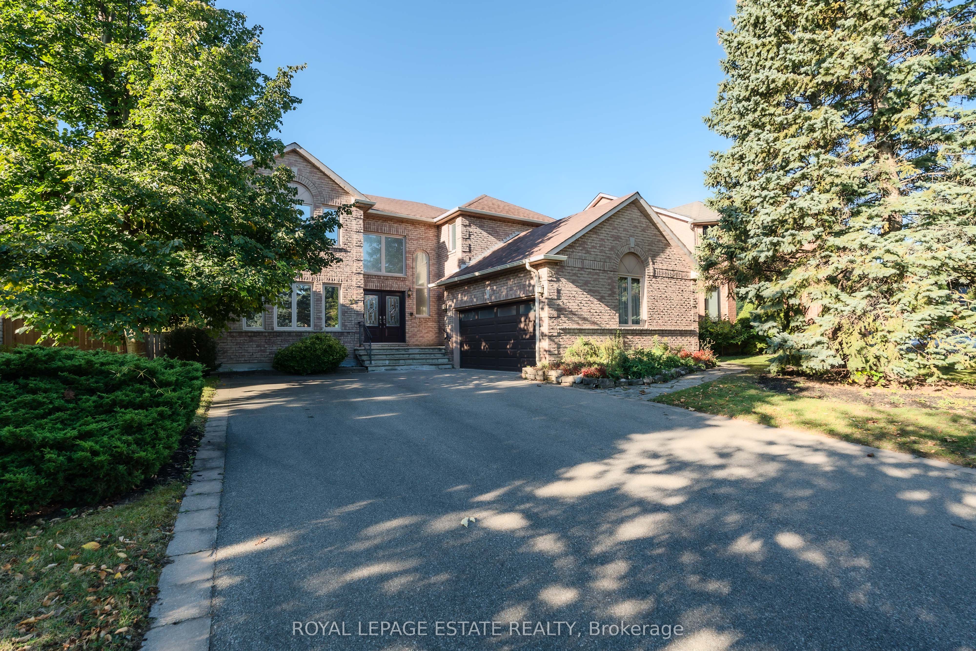 35 Harmony Hill Crescent