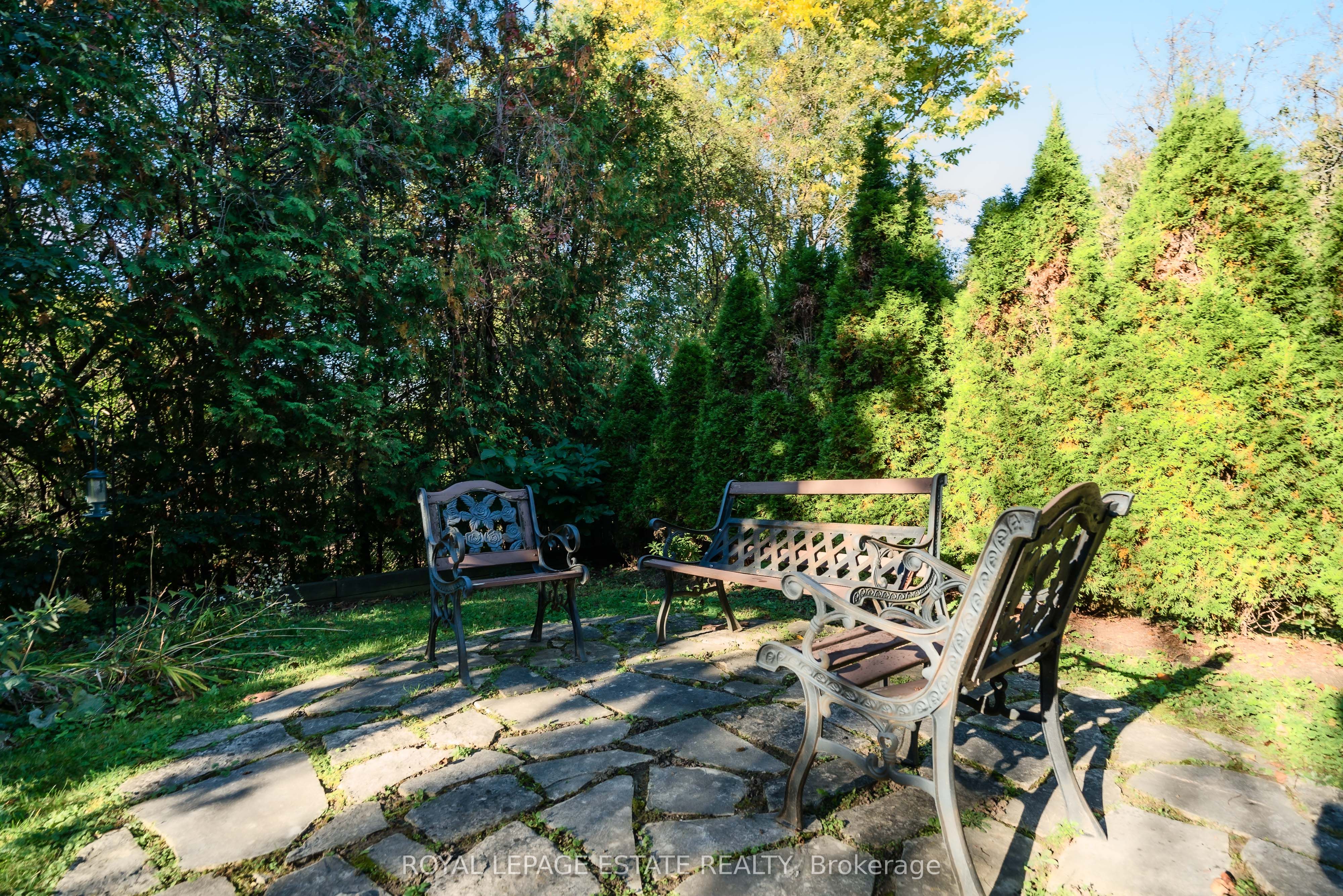 35 Harmony Hill Crescent