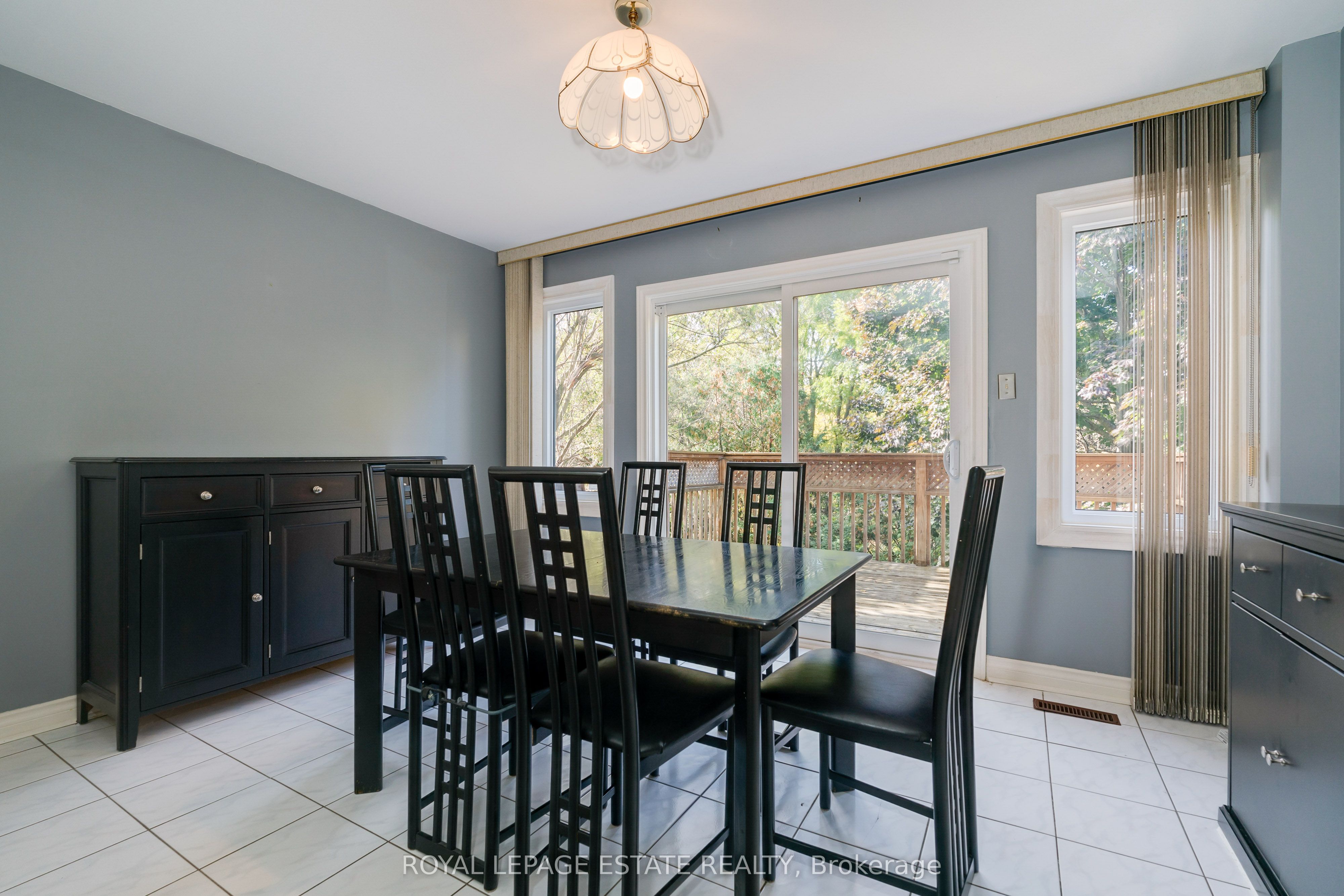 35 Harmony Hill Crescent